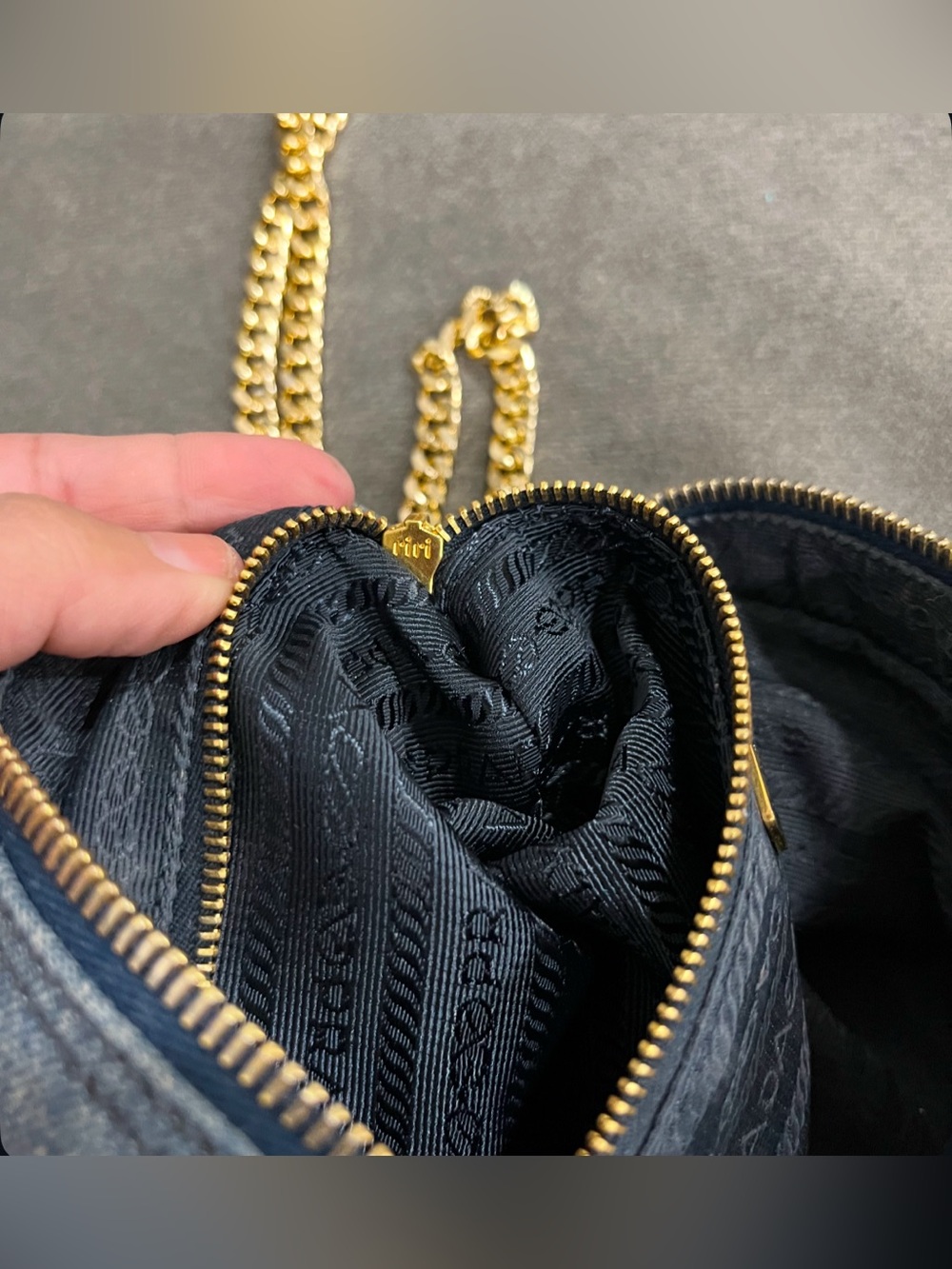 Prada - Picture 11 of 16